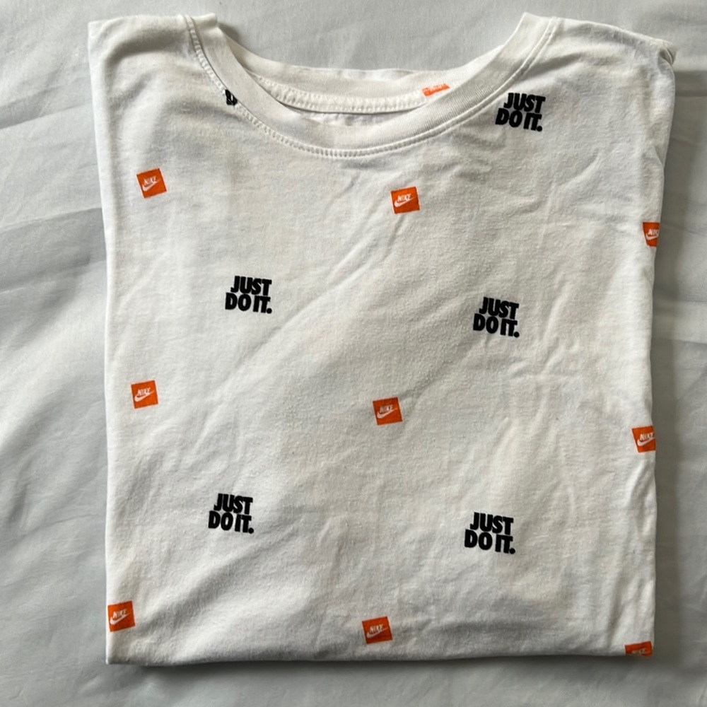 Nike JDI tee